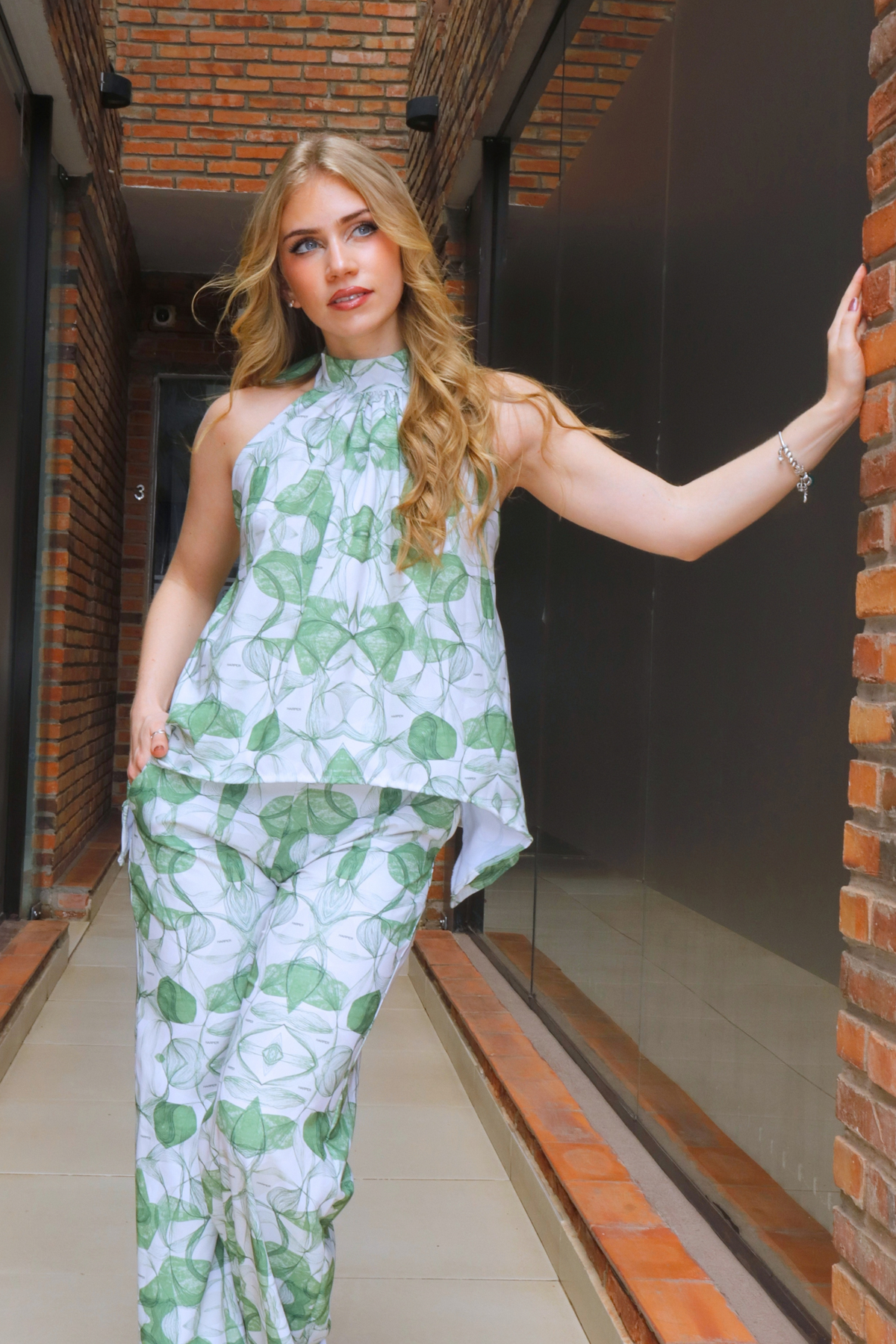 CONJUNTO BLUSA Y PANTALON ISABELLA OLIVE BLOOM