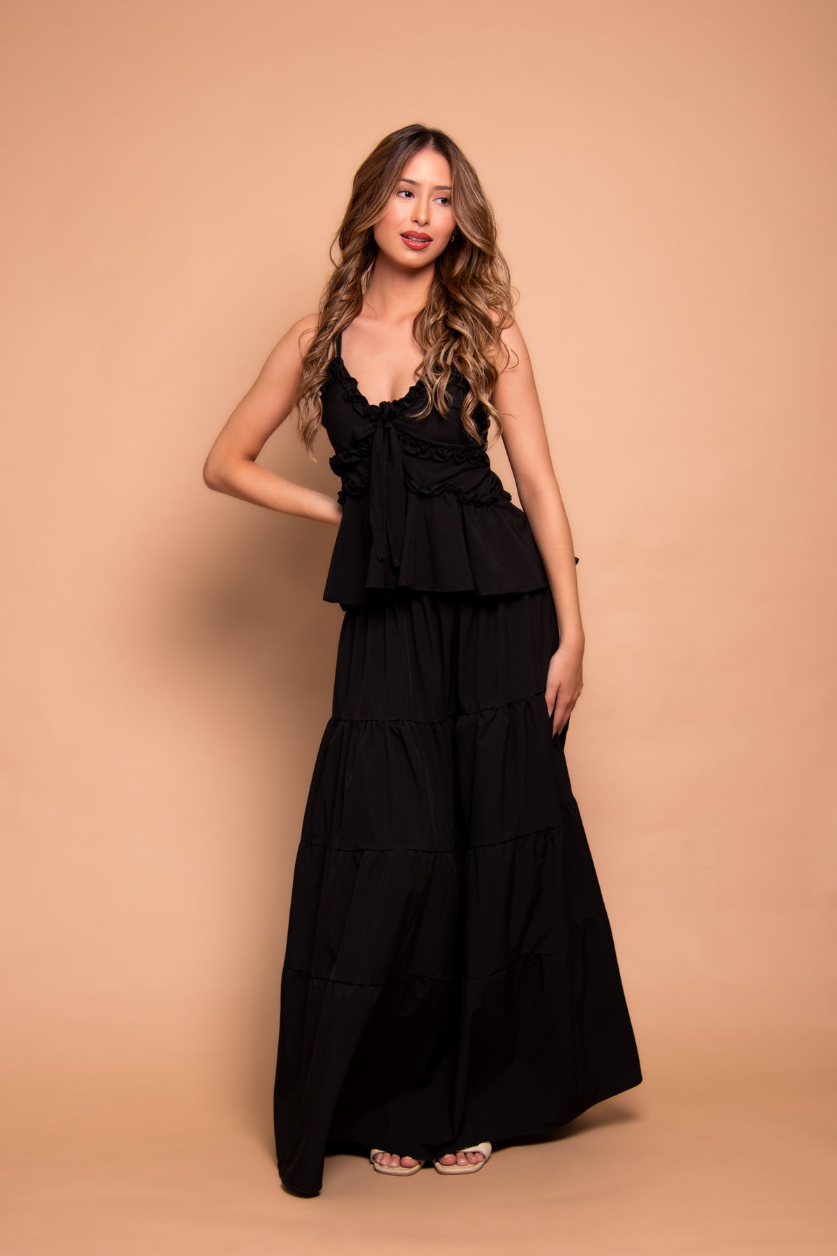 LAILA BLACK MAXI